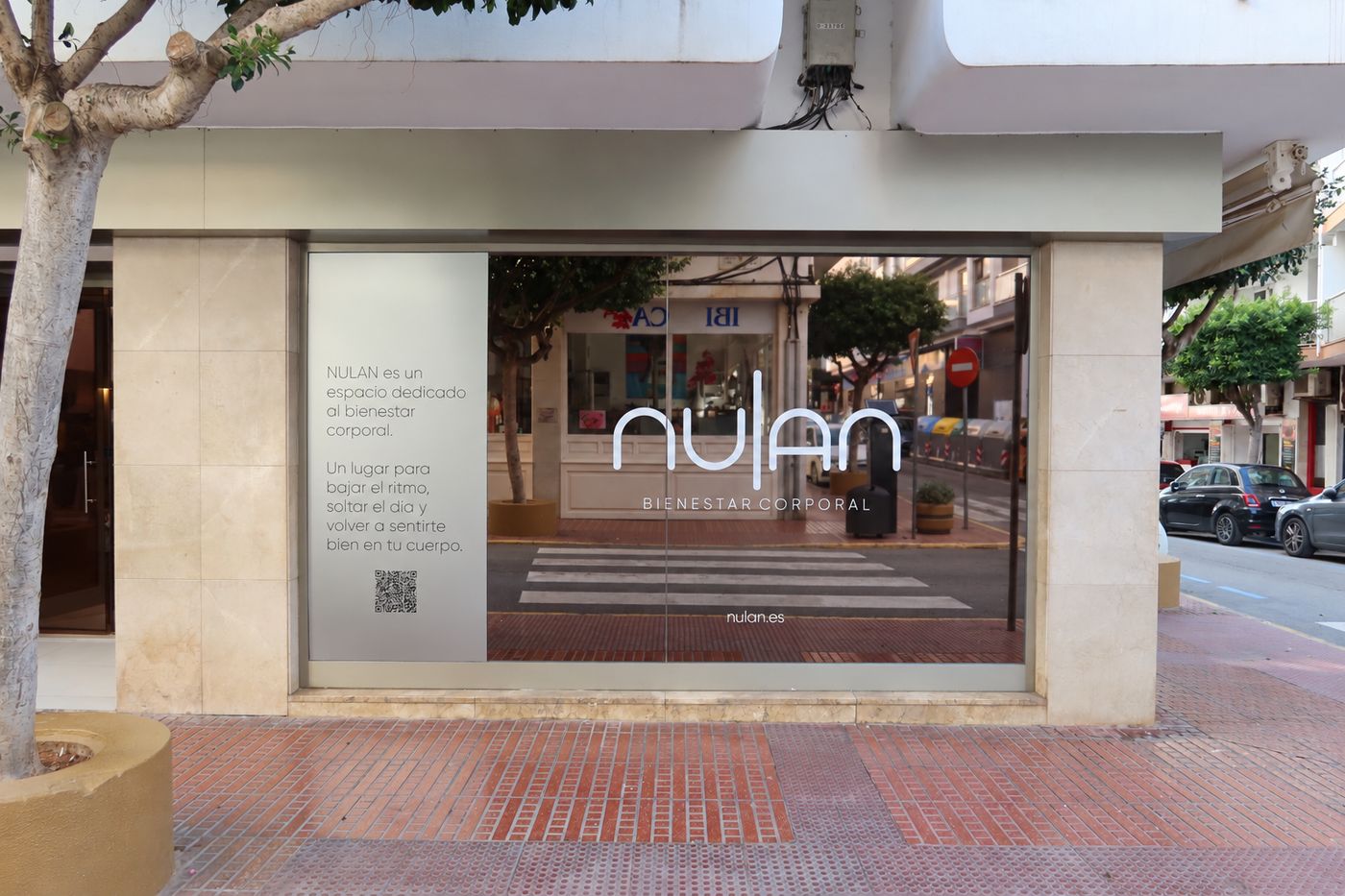 Fachada de NULAN en Santa Eulària des Riu